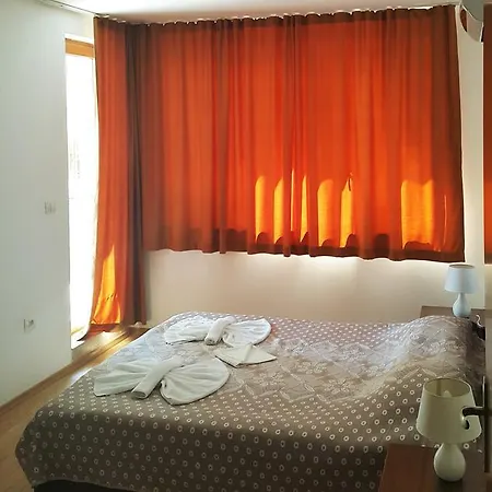 Apartahotel Buena Vista In Garden Of Eden Sveti Vlas